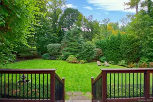 4 Kimson Ct, Manhasset, NY 11030 - Photo 25