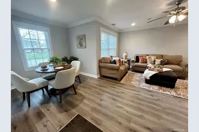 505 Vista View Drive #505, Farmingville, NY 11738 - Photo 3