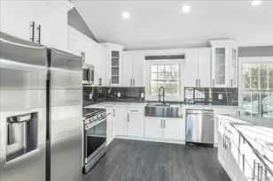 26 Gabon Ln, Coram, NY 11727 - Photo 11