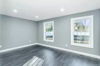 26 Gabon Lane, Coram, NY 11727 - Photo 23