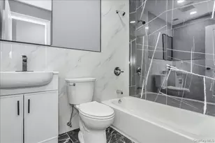 26 Gabon Ln, Coram, NY 11727 - Photo 17