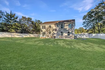 26 Gabon Lane, Coram, NY 11727 - Photo 29