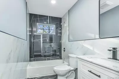 26 Gabon Lane, Coram, NY 11727 - Photo 27