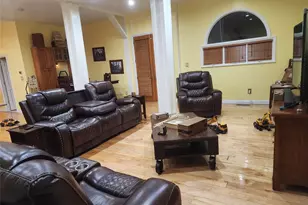 280 Bayview Ave, Patchogue, NY 11772 - Photo 7