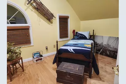 280 Bayview Avenue, Patchogue, NY 11772 - Photo 15