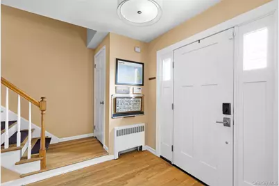 33 Johnson Road, Scarsdale, NY 10583 - Photo 3