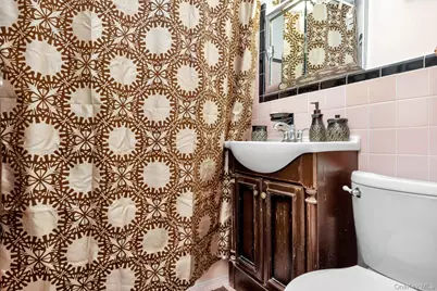 62-45 69th Place, Middle Village, NY 11379 - Photo 9