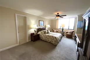 270-10 Grand Central Pkwy, Floral Park, NY 11005 - Photo 23