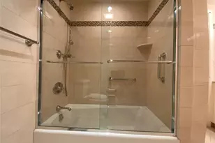 270-10 Grand Central Pkwy, Floral Park, NY 11005 - Photo 27