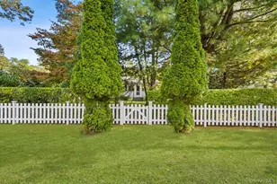 45 New Jersey Ave, Bellport, NY 11713 - Photo 19