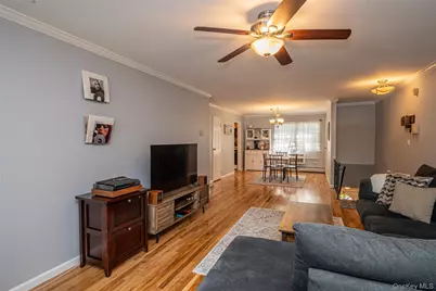 2319 Wilshire Lane #B19, Oakdale, NY 11769 - Photo 3