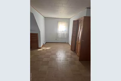 511 Bolton Avenue, Bronx, NY 10473 - Photo 9