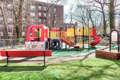 4555 Henry Hudson Parkway #1208, Bronx, NY 10471 - Photo 37