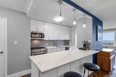 4555 Henry Hudson Parkway #1208, Bronx, NY 10471 - Photo 15