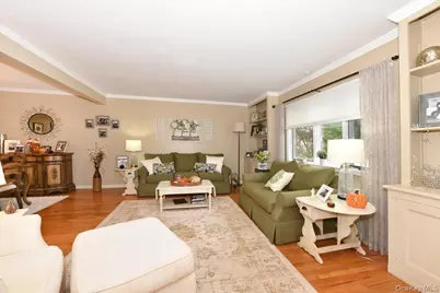 33 Ford Drive S, Massapequa, NY 11758 - Photo 7