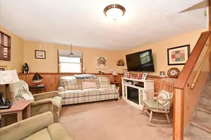 33 Ford Dr S, Massapequa, NY 11758 - Photo 17