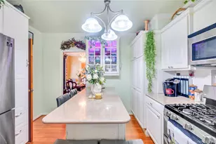 88-49 202nd St, Hollis, NY 11423 - Photo 9