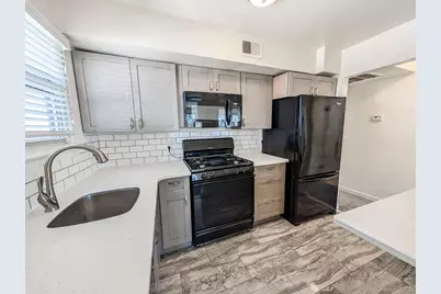 73 Rocky Point Yaphank Rd #106, Rocky Point, NY 11778 - Photo 3