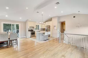 978 Little Whaleneck Rd, Merrick, NY 11566 - Photo 17