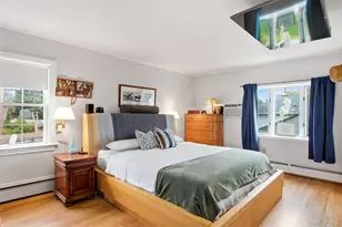 9 Coral Ct, Malverne, NY 11565 - Photo 23