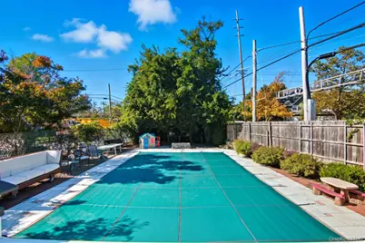 9 Coral Court, Malverne, NY 11565 - Photo 41