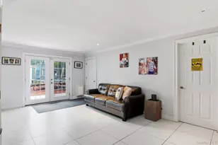 9 Coral Ct, Malverne, NY 11565 - Photo 29