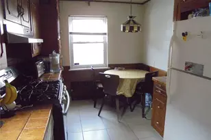 915 Wallace Ave, Baldwin, NY 11510 - Photo 9