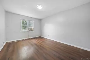 130-24 Springfield Blvd, Springfield Gardens, NY 11413 - Photo 11