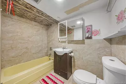 13024 Springfield Boulevard, Springfield Gardens, NY 11413 - Photo 17