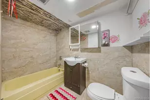 130-24 Springfield Blvd, Springfield Gardens, NY 11413 - Photo 17