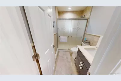 125 Spruce Street, Lindenhurst, NY 11757 - Photo 25