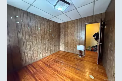 8802 88th Street, Woodhaven, NY 11421 - Photo 9