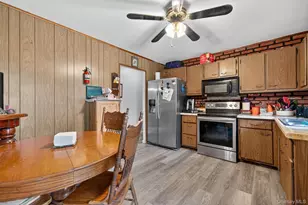 14 Pennsylvania Ave, Middletown, NY 10940 - Photo 7