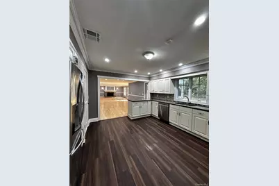 20 Seaside Drive, Port Jefferson, NY 11777 - Photo 19