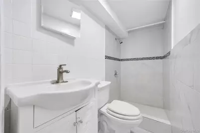 39 Botsford Street, Hempstead, NY 11550 - Photo 7