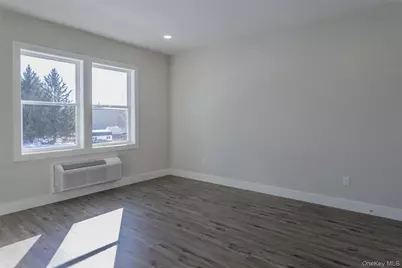 124 S Main Street, Florida, NY 10921 - Photo 5