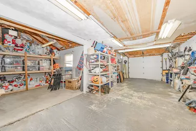 1019 Carll Drive, Bay Shore, NY 11706 - Photo 19