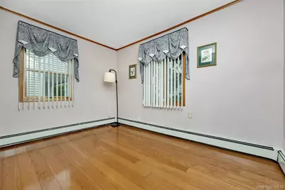 45 Shotgun Lane, Levittown, NY 11756 - Photo 13