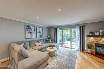 14 Heckscher Spur Drive, East Islip, NY 11730 - Photo 13