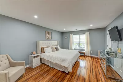 14 Heckscher Spur Drive, East Islip, NY 11730 - Photo 23