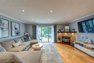 14 Heckscher Spur Dr, East Islip, NY 11730 - Photo 17