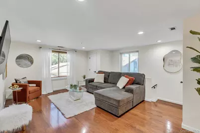 634 W End Drive, Medford, NY 11763 - Photo 7