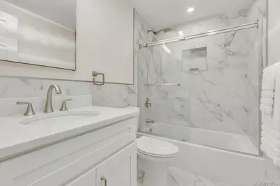 634 W End Drive, Medford, NY 11763 - Photo 17