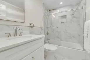 634 West End Dr, Medford, NY 11763 - Photo 17