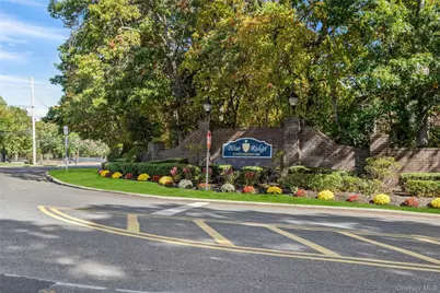 634 W End Drive, Medford, NY 11763 - Photo 3