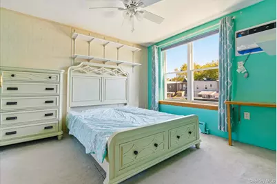 6509 77th Place Place, Middle Village, NY 11379 - Photo 17