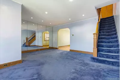 6509 77th Place Place, Middle Village, NY 11379 - Photo 9