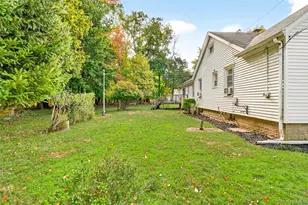 18 Oakwood Rd, Bardonia, NY 10954 - Photo 47