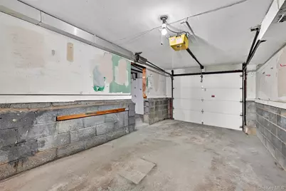 23 Maplewood Boulevard, Suffern, NY 10901 - Photo 35
