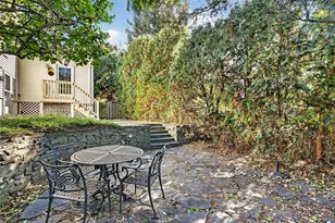 23 Maplewood Blvd, Suffern, NY 10901 - Photo 37